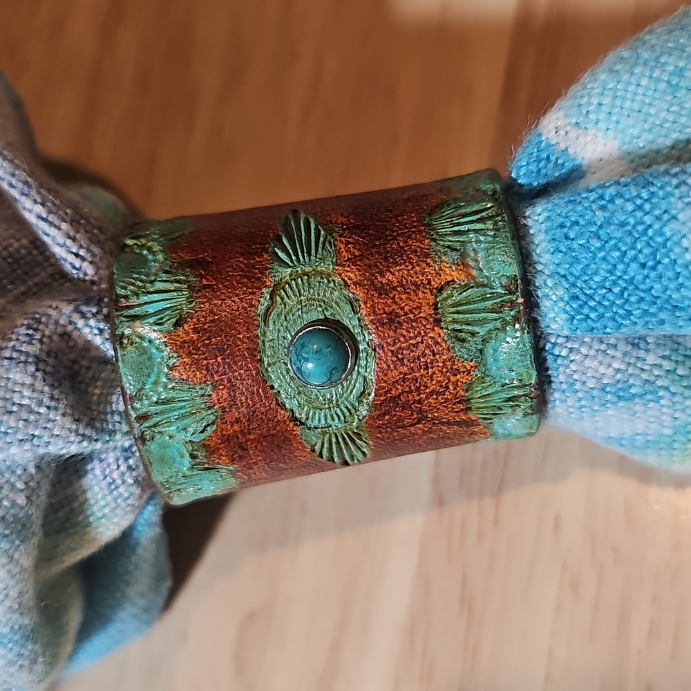 Southwestern Leather Bandana Slide